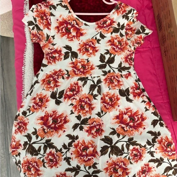 Old Navy Floral Kids Dress in Orange and Brown - Picture 1 of 2